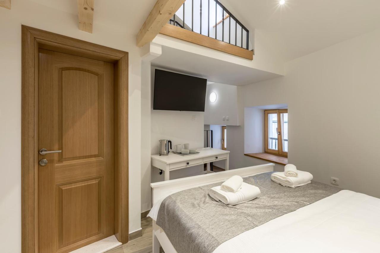 Cosmijeva Luxury Rooms Split Exterior photo